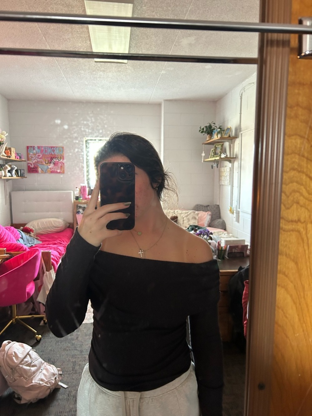 Off-Shoulder Ribbed Crop Top - Black - Picture 2 of 2